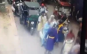 X : Shiv Sena (Punjab) leader attacked with swords in broad daylight in Ludhiana, condition serious